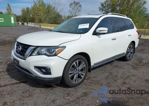 2017 Nissan Pathfinder Platinum/S/Sl/Sv z USA, uszkodzony, nr VIN 5N1DR2MM2HC646386